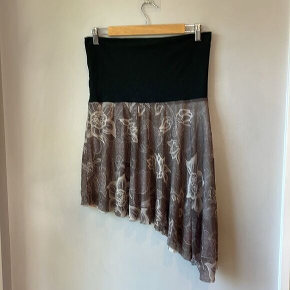 JW Maternity Skirt Reversible - Picture 3 of 7